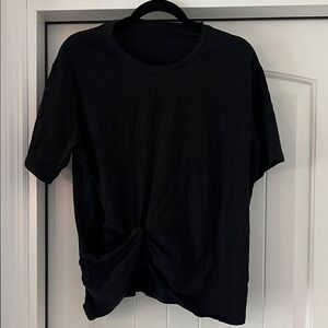 Lululemon long black T-Shirt